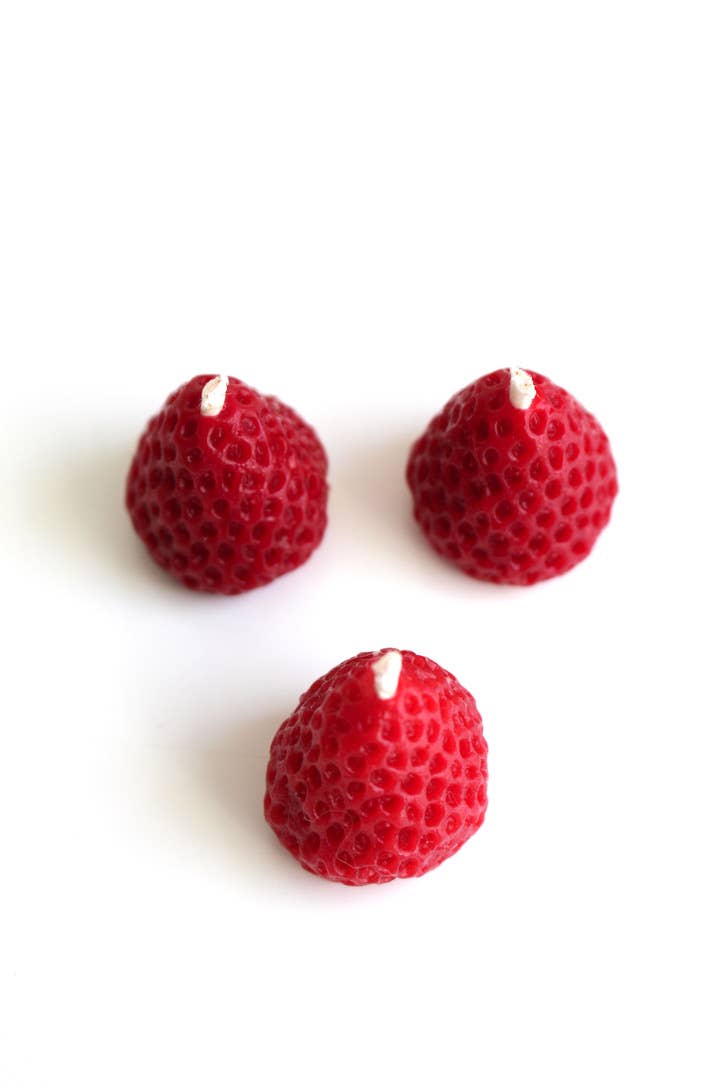 Beeswax Strawberry Candles